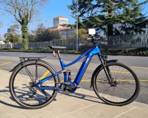 Cresta eGiro NEO+  45 km/h 47 cm Bleu Saphir Brillant