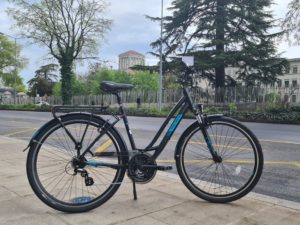 Polygon Sierra De Luxe Sport 2024  M Bleu