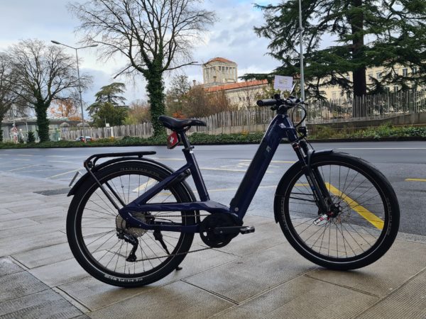 Cresta eViva NEO+  45 km/h 50 cm Midnight Blue brillant