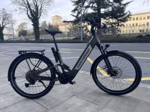 Corratec E-Power 2025 25 km/h M Gris foncé