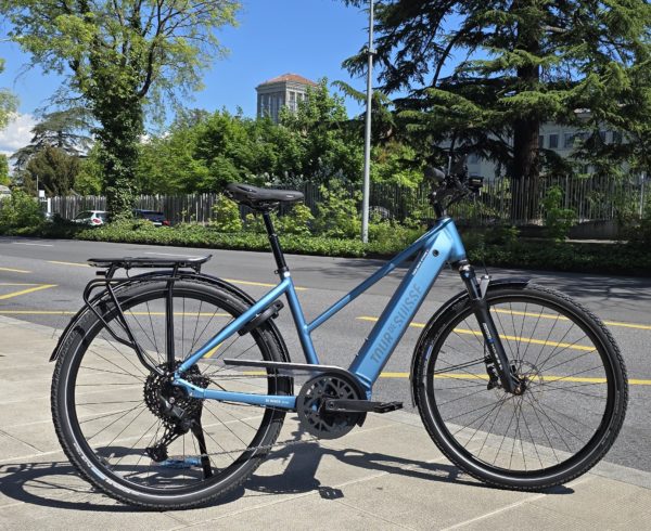 Tour de Suisse Broadway 2025 45 km/h 48 cm Bleu Pétrol Mat