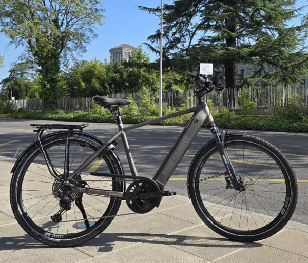 Tour de Suisse Broadway 2025 45 km/h 53 cm Gris Quartz Mat
